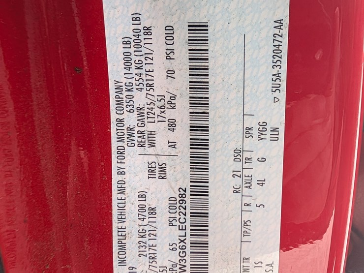 2020-ford-f350-xl-image-23