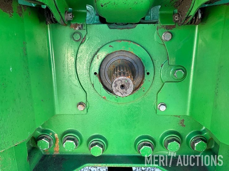 2014-john-deere-7230r-image-25