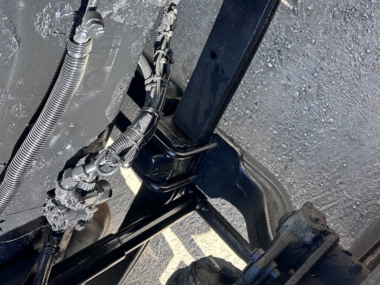 #1679-•-2003-kenworth-flatbed-truck-image-49