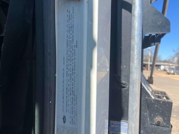 2004-mack-cv713-tandem-dump-truck-(481,756-miles)-image-34