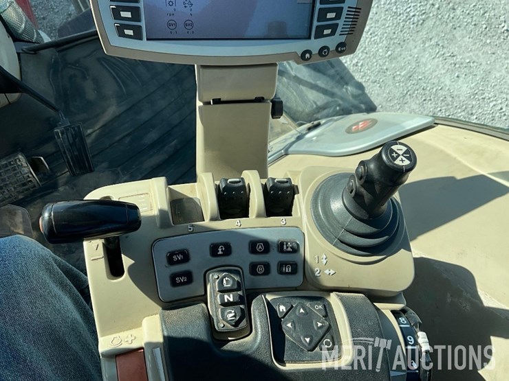 2014-massey-ferguson-8650-image-52