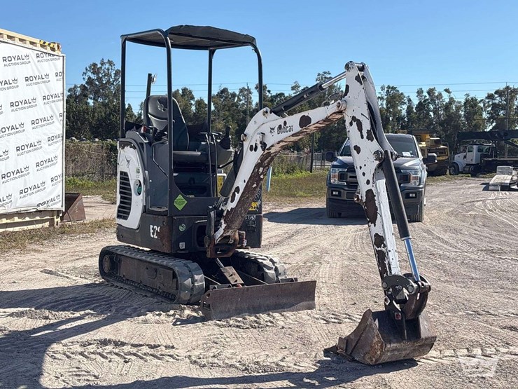 2016-bobcat-e20-image-2