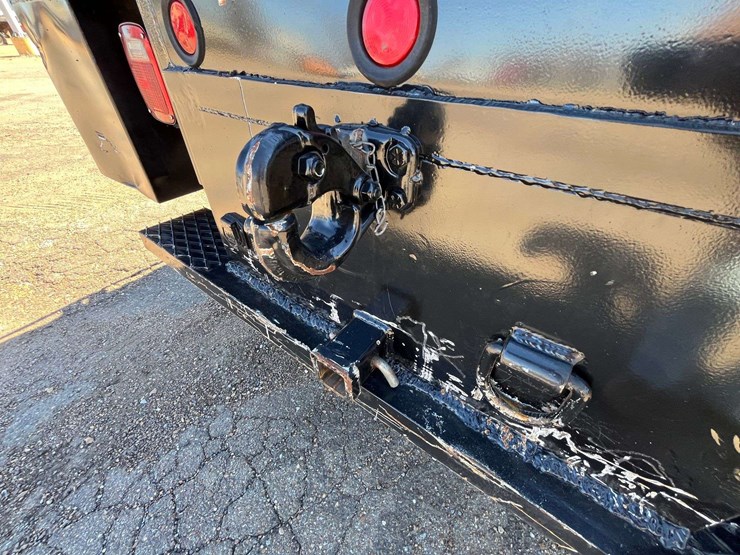 2014-dodge-ram-5500-image-29