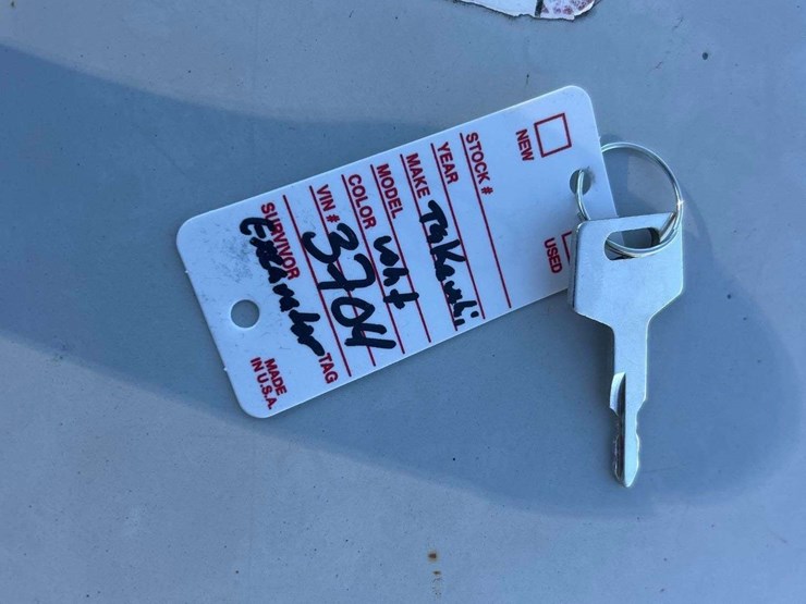 2014-takeuchi-tb260-image-24