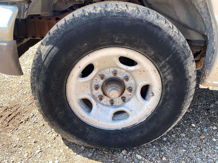 2005-ford-econoline-350xl-10-passenger-van-(80,129-miles)-image-19