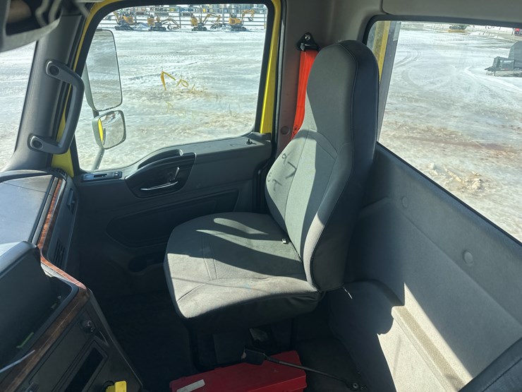 2019-international-12-image-38