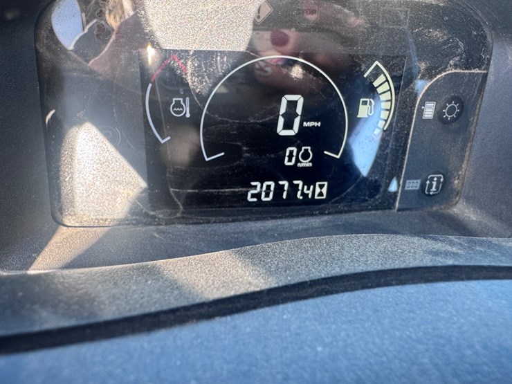 #4085-•-john-deere-xuv835-image-13