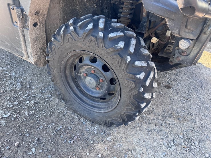 #4085-•-john-deere-xuv835-image-17