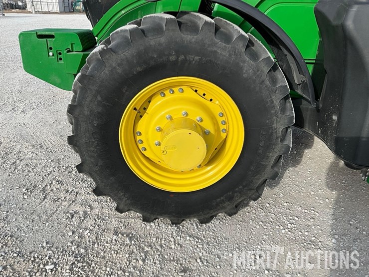 2023-john-deere-6r-175-image-10