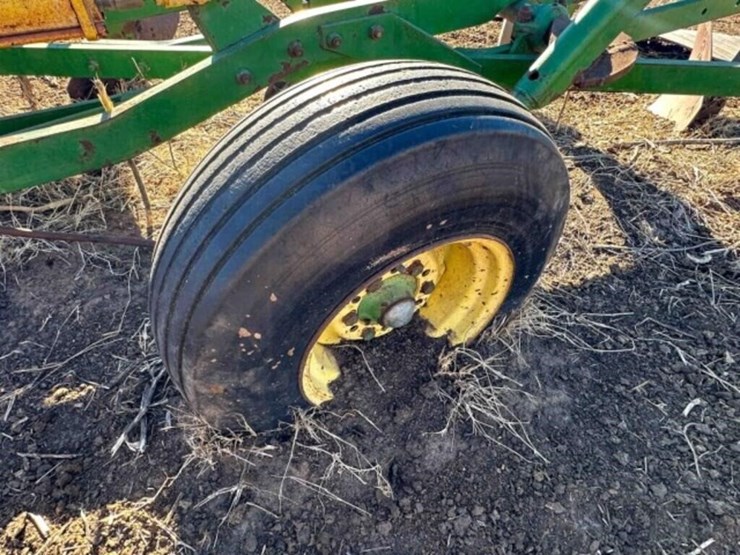john-deere-3100-image-4