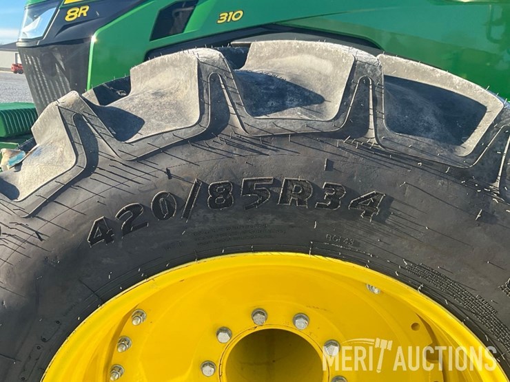 2023-john-deere-8r-310-image-13