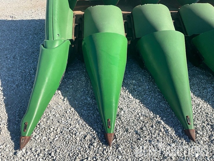 2019-john-deere-712c-image-9