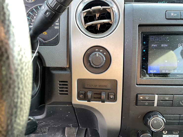 2011-ford-f150-image-50