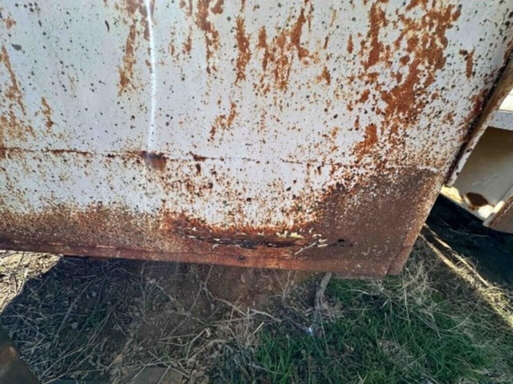 gooseneck-livestock-trailer-image-16