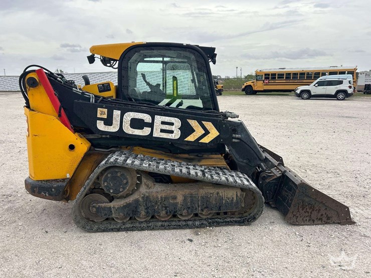 jcb-3ts-8t-image-15