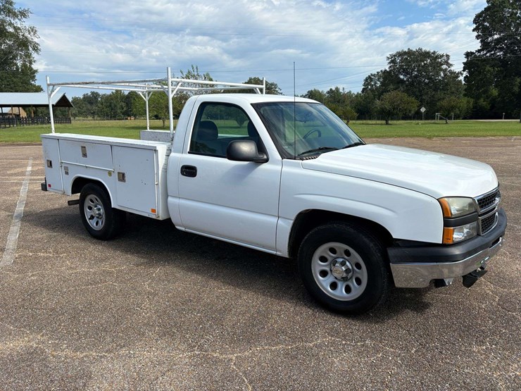2007-chevrolet-silverado-1500-image-4