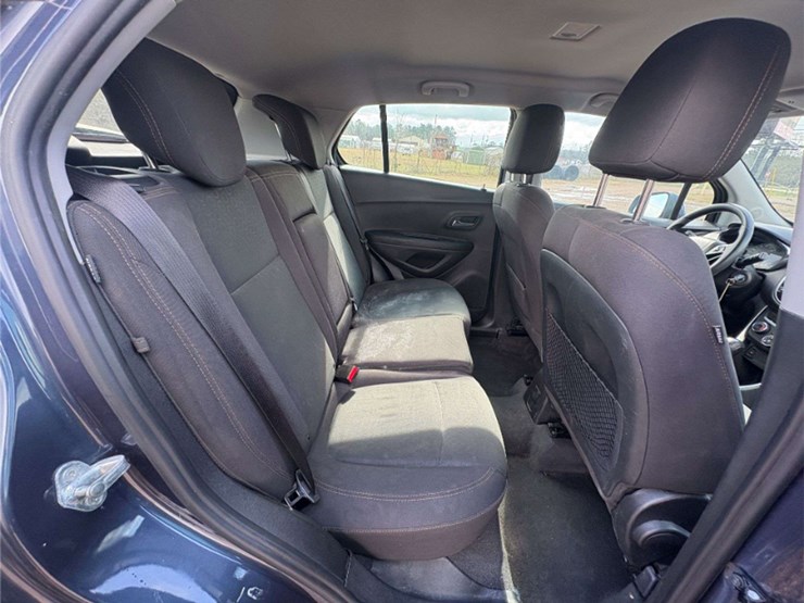 2018-chevrolet-trax-4-door-suv-(103,967-miles)-image-20