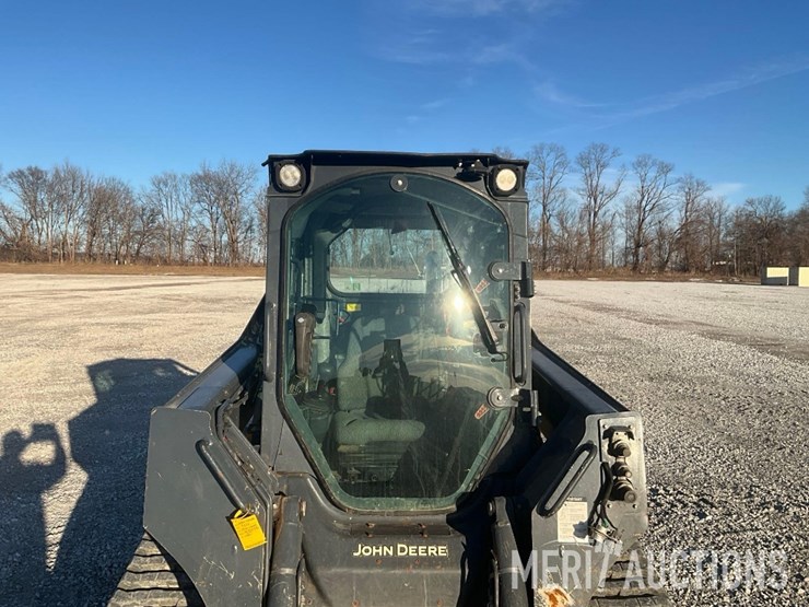 2022-deere-325g-image-9