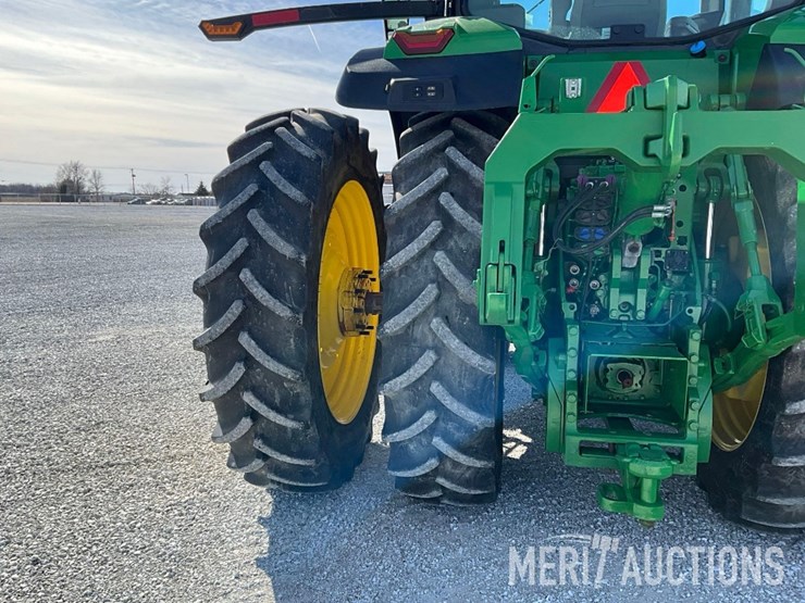 2023-john-deere-8r-310-image-22