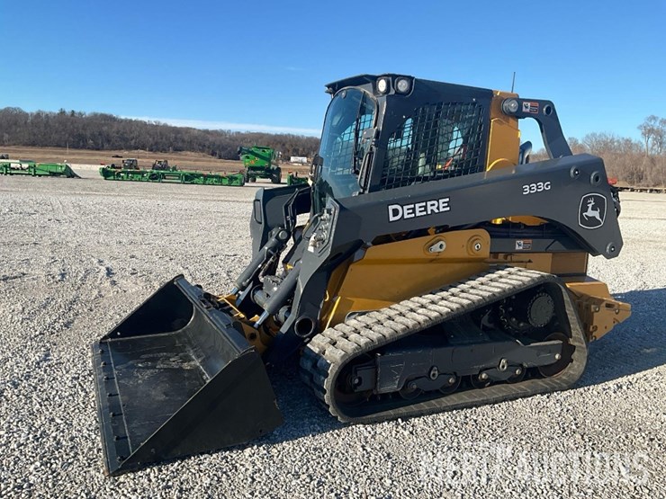 2024-deere-333g-image-1