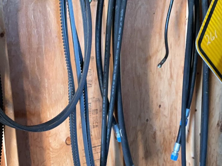 #262-•-v-belts-and-hyd-hoses-image-6