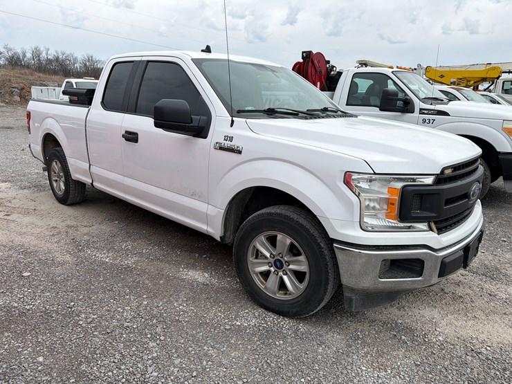 2020-ford-f150-xl-image-3