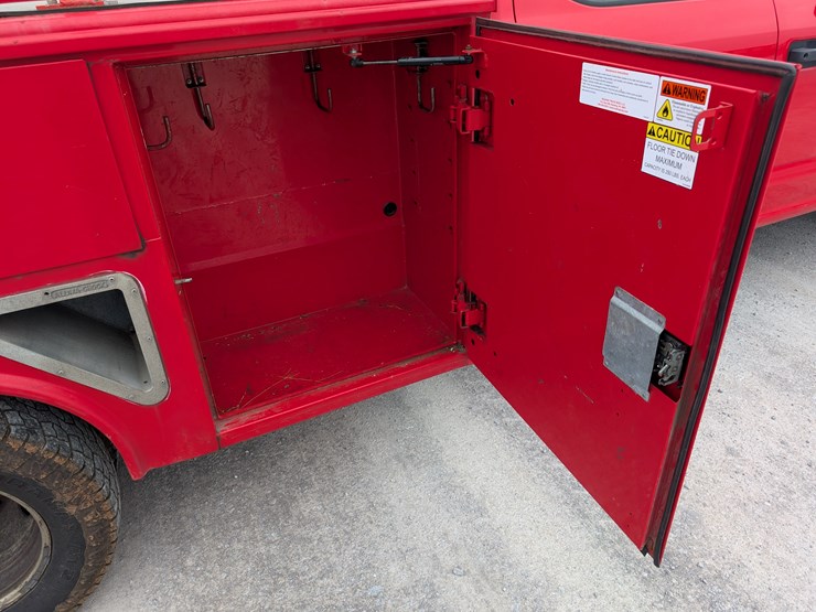 2020-ford-f350-xl-image-16