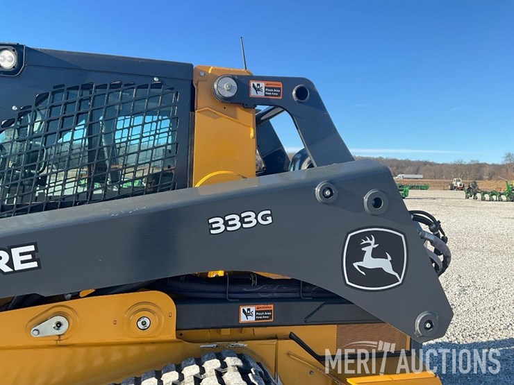 2024-deere-333g-image-15