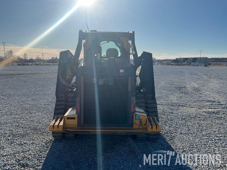 2024-deere-333g-image-36