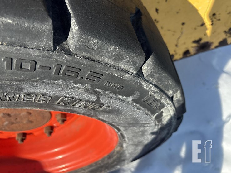 new-holland-l190-image-9