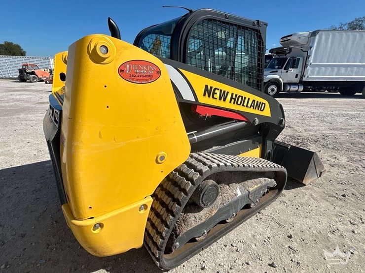 2023-new-holland-c327-image-3