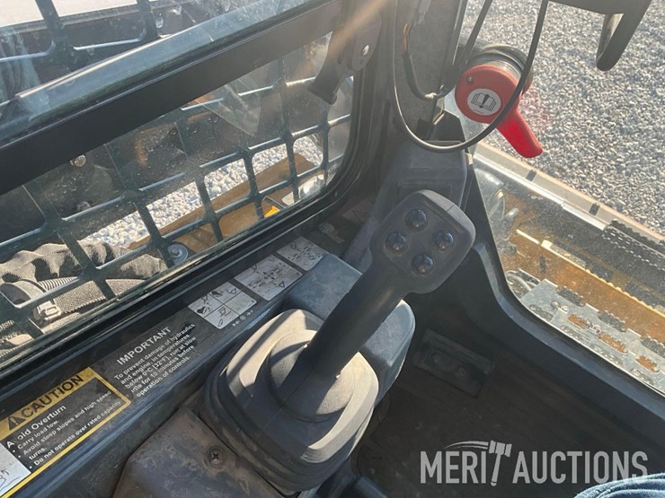 2023-deere-333g-image-34