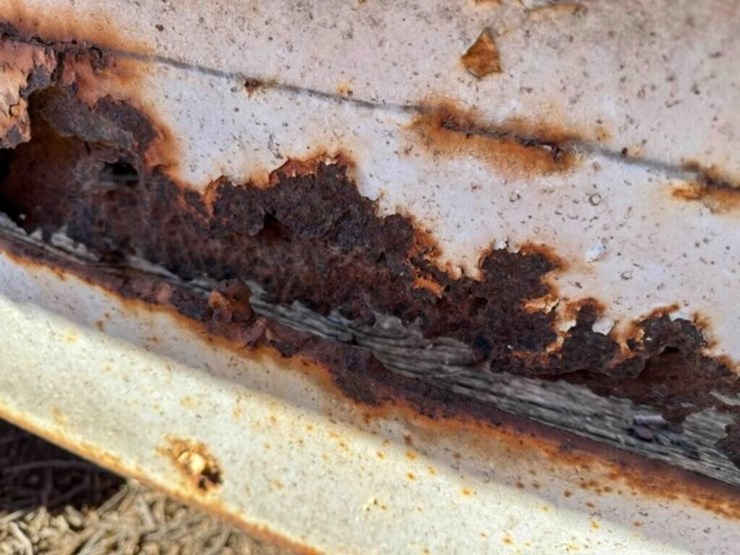 gooseneck-livestock-trailer-image-19