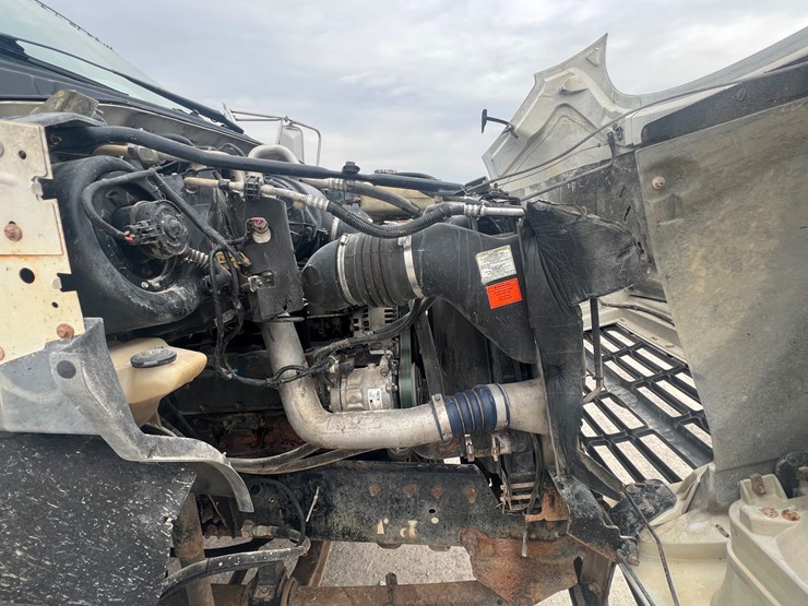 2000-ford-f650-image-36