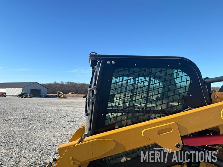 2015-caterpillar-259d-image-13