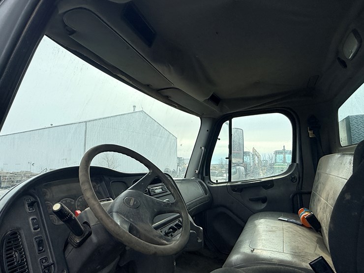 2004-caterpillar-c7-image-70