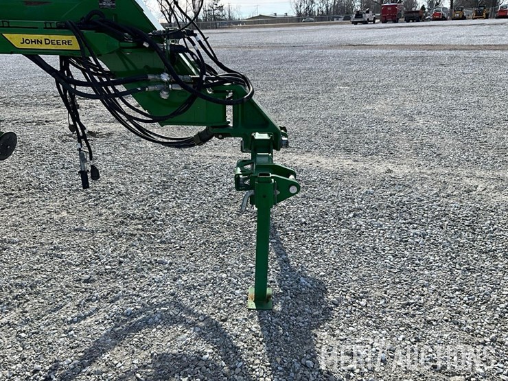 2022-john-deere-1795-image-39