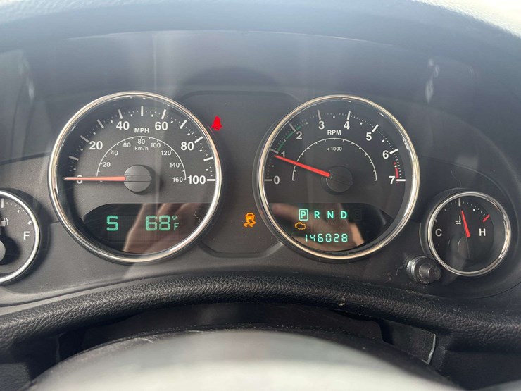 2014-jeep-wrangler-image-23