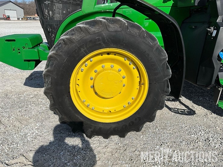2022-john-deere-7r-210-image-61