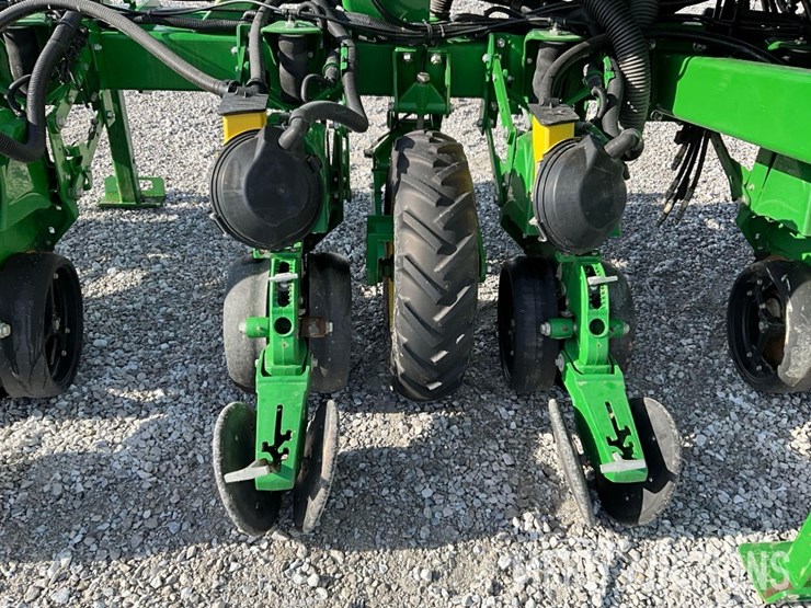 2022-john-deere-dr16-image-20