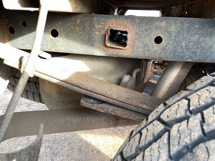 2011-ford-f150-image-29