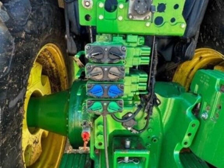 2017-john-deere-9520r-image-6