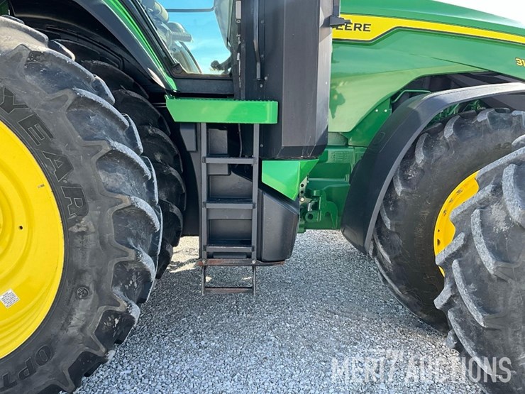 2023-john-deere-8r-310-image-32