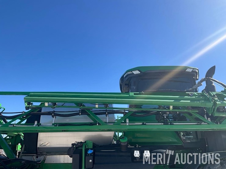 2022-john-deere-410r-image-26