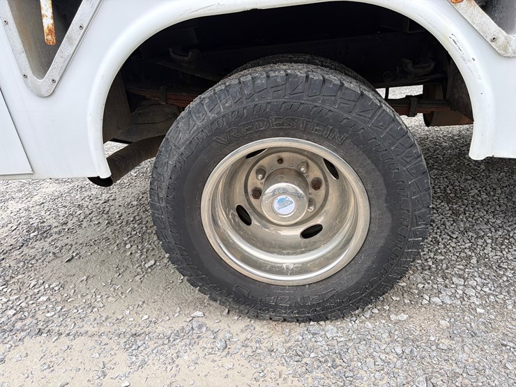 2011-ford-f350-image-11