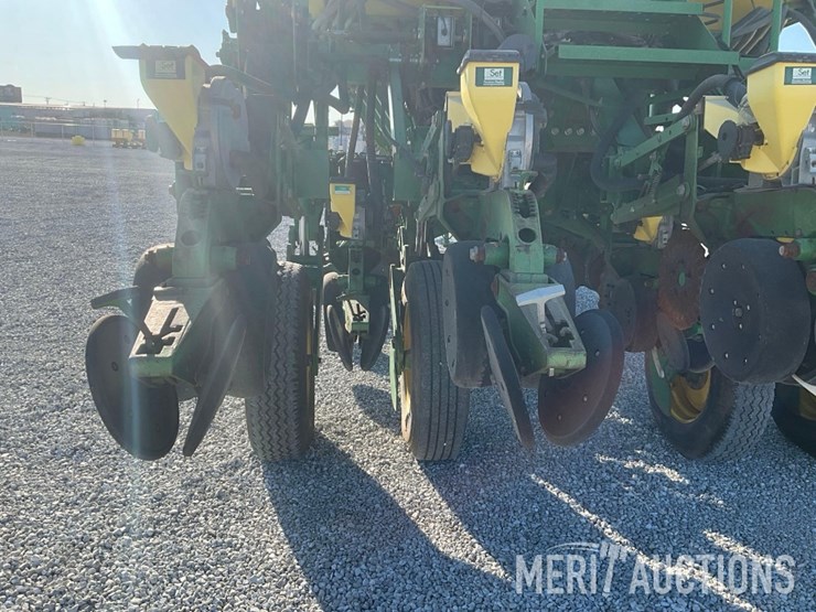 2007-john-deere-1790-image-24