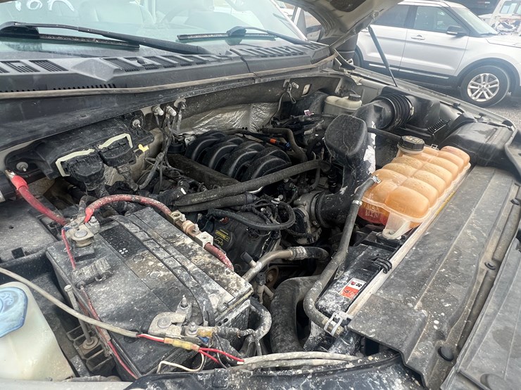 2015-ford-f150-xl-image-33