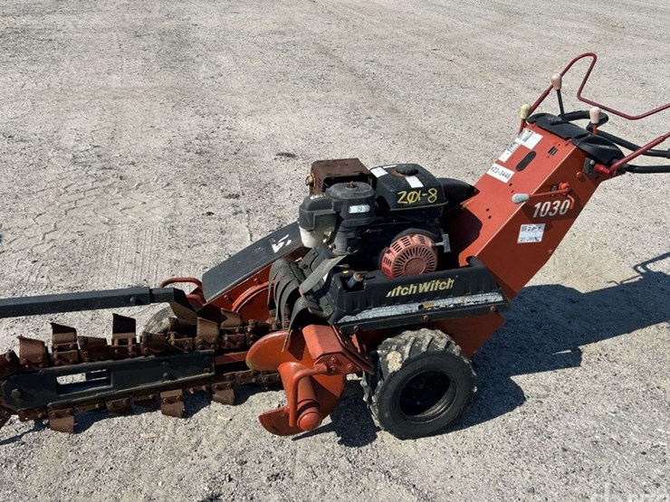 1999-ditch-witch-1030-image-1