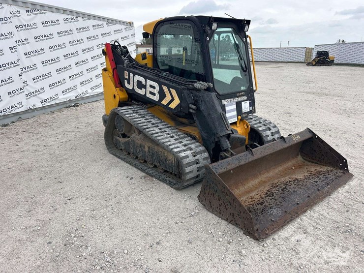 jcb-3ts-8t-image-2
