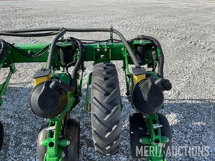 2022-john-deere-dr16-image-36